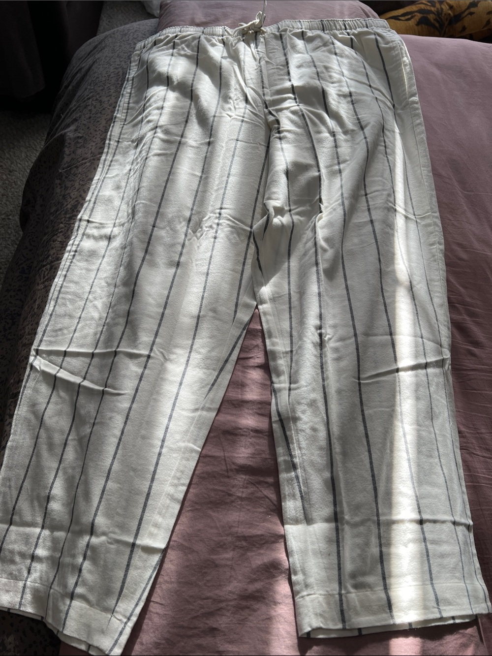 Men's White Stripe Linen-Blend Lounge Pants (Never Worn)
